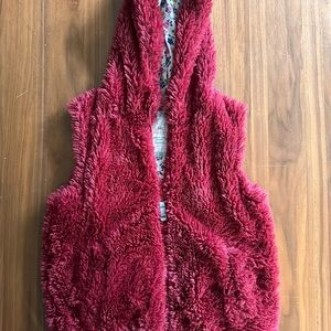 MINI BODEN Cozy Fleece Vest - raspberry 9-10